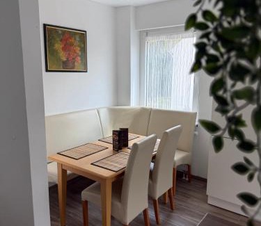 Rodersheim-Gronau Apartment | Pfalzgrün - Wohnen mit Stil