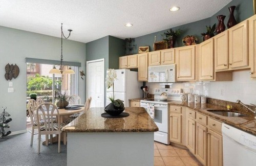 Port Saint Lucie Condo | PGA Apartment Clean, Relaxing - GOLF/METS