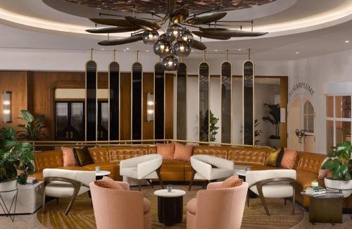 Hunt Club Resort | PGA National Resort