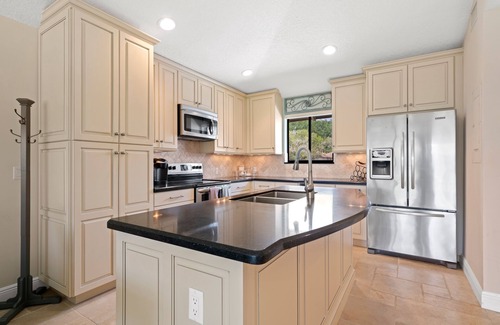 Palm Beach Gardens Cottage | PGA National Club Cottage Palm Beach Gardens, Florida