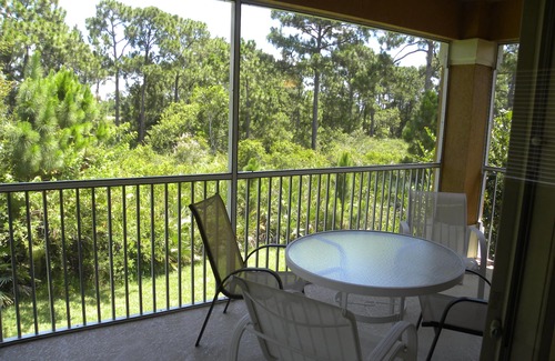 Port Saint Lucie Condo | PGA Village - Castle Pines Condo