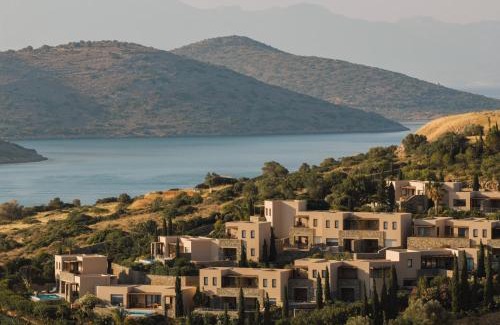 Elounda Hotel | Phāea Blue - Small Luxury Hotels of the World
