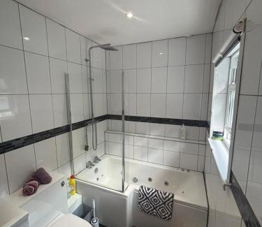 Abertillery Apartment | Phat Smokehouse