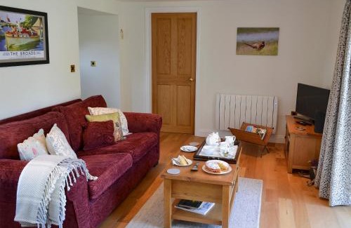 East Dereham House | Pheasant Lodge