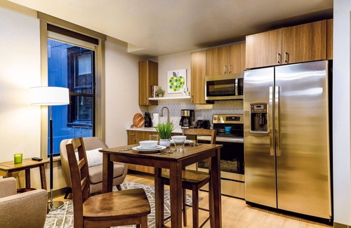 Riverside Apartment | Phenomenal 1 Bed Travel Apartment Perfect for Business Travel