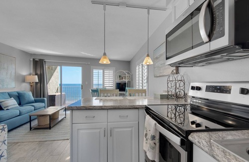 Ono Island Condo | Phenomenal Views! Beachfront! Come relax at the Beach! Unit 26