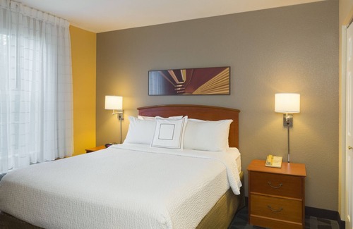Mount Laurel Hotel | Philadelphia Executive Suites