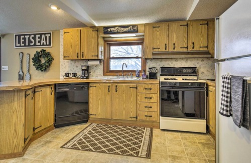Phillips Cabin | Phillips Cabin w/Lake Views & Private Dock!