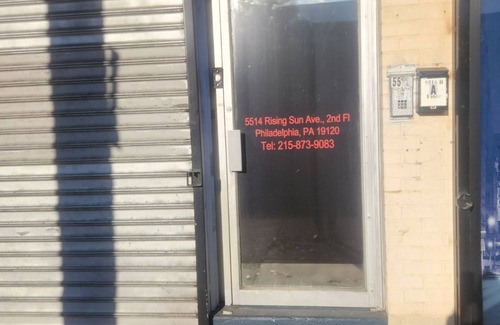Olney-Oak Lane Apartment | Philly city night stop , close to all highways and city stores