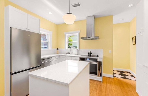 Phinney Ridge House | Phinney's Newest Family House with BBQ