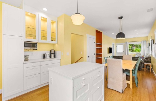 Phinney Ridge House | Phinney's Newest Family House with BBQ