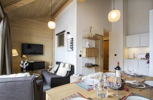 Bergers Apartment | PHOB44 Atypische Wohnung mit belichteten Balken auf den Pisten