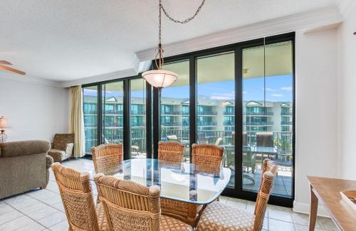 Orange Beach Apartment | Phoenix on the Bay 1412 by Liquid Life