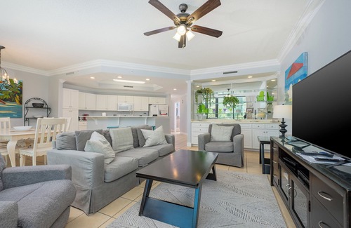 Orange Beach Condo | Phoenix On The Bay 2BR Condo 1212 ~