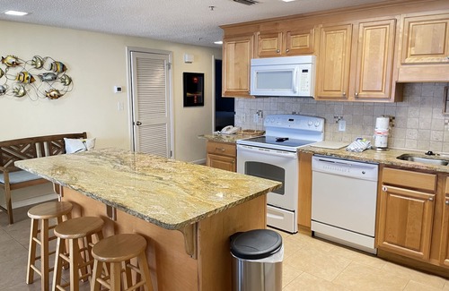 Orange Beach East Condo | Phoenix X 3 BR, Gulf Front, Great Reviews. Indoor and outdoor pools