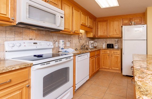 Orange Beach East Condo | Phoenix X 3 BR, Gulf Front, Great Reviews. Indoor and outdoor pools