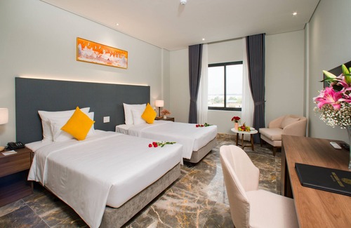 Duc Hoa Hotel | Phu Thang Grand Hotel