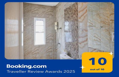 Chalong Villa | Phuket 3-Bedrooms Private XLarge Family Villa