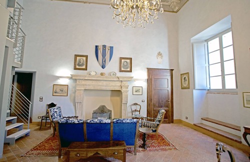 Montepulciano Apartment | Piano Nobile downtown Montepulciano