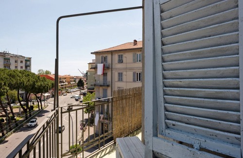La Spezia Apartment | Piazza Concordia Apartment With Balcony x5
