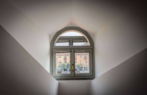 Alba Apartment | Piazza michele ferrero - sulla piazza centrale