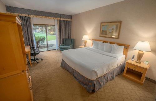 Raisin Hotel | Piccadilly Inn Airport
