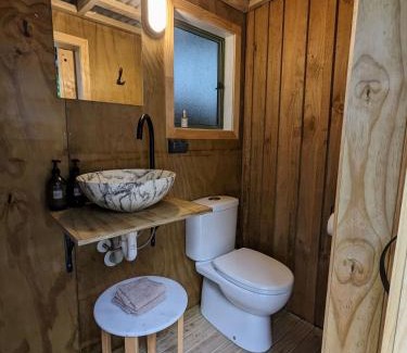 Mount Maunganui House | Piccola Casa Fiorita