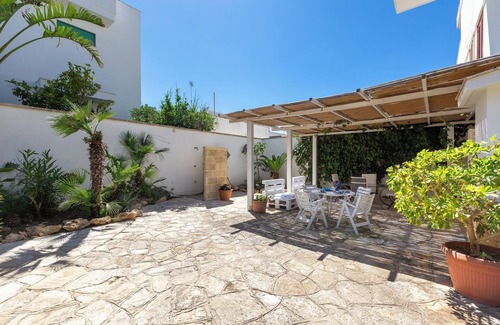 Santa Caterina House | Piccola Perla by BarbarHouse