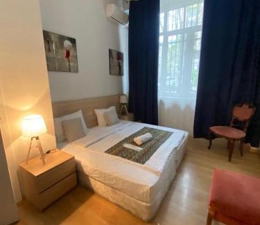 Vake Hotel | Piccolo casa bella