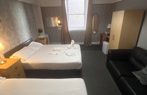 City Centre Glasgow House | Piccolo Hotel