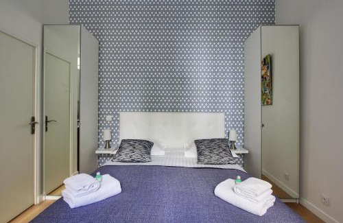 Pigalle Apartment | Pick a Flat's Apartment in Montmartre - Rue des Martyrs studio