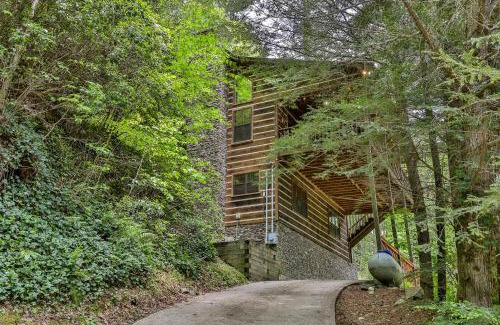 Blue Ridge House | PICK's RIVERSIDE RETREAT