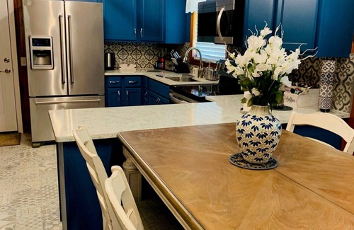 Pickens House | Pickens Southern Charm - Pet Friendly!