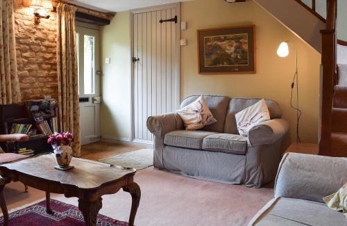 Chadlington House | Picket Piece Cottage