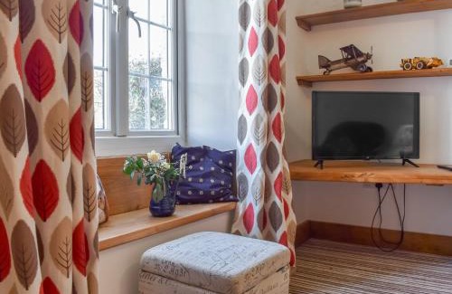 Ilton House | Pickled Onion Cottage