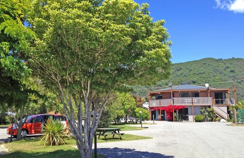 Picton RV Rental | Picton Campervan Park