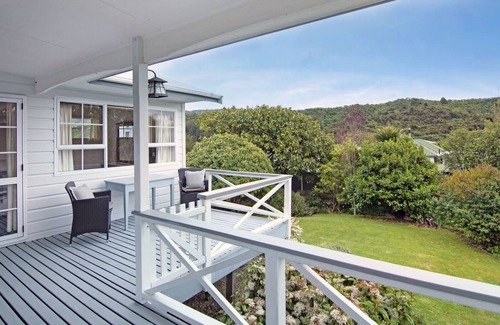 Picton House | Picton Daydreamer - Picton Holiday Home