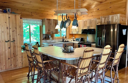 Stone Lake Cabin | Picture-Perfect Cozy Northwoods Cabin On Crystal-Clear Lake