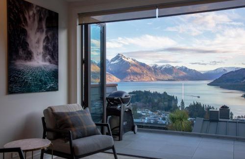 Queenstown City Centre Villa | Picture Point Villa