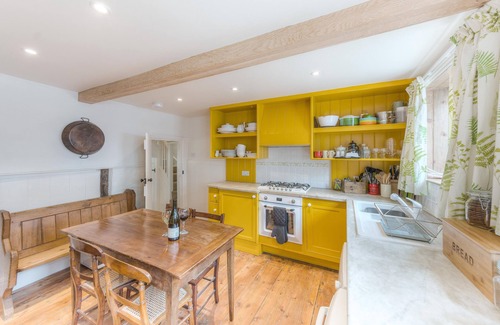 Arundel House | Picturesque cottage in the heart of Arundel