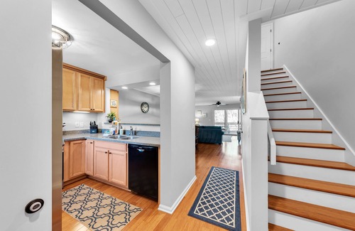 Seabrook Island Villa | Picturesque Marsh Views! 2 BR/2.5BA Tastefully Updated Villa! Neighborhood Pool! Amenity Cards!