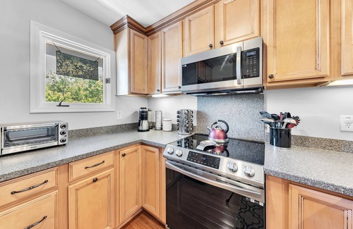 Seabrook Island Villa | Picturesque Marsh Views! 2 BR/2.5BA Tastefully Updated Villa! Neighborhood Pool! Amenity Cards!