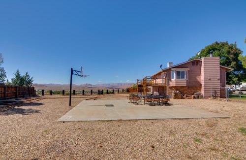 Page House | Picturesque Page Home Near Lake Powell and Hiking!