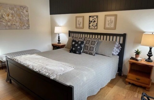 Prescott House | Picturesque Retreat at Thumb Butte - Spacious 4-Bedroom Home in Prescott!