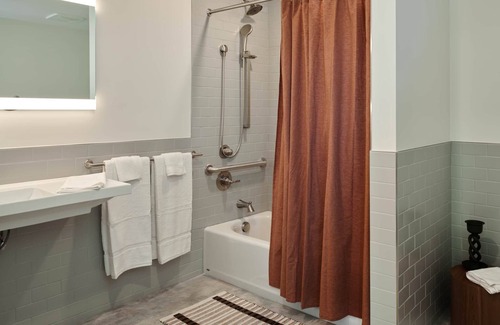 Northside Apartment | Picturesque Studio Northshore Chattanooga