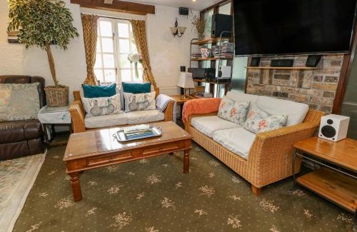 Dorchester House | Piddle Inn