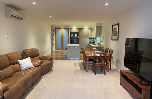 Geelong Apartment | Pier Point 203 @ The Geelong Waterfront