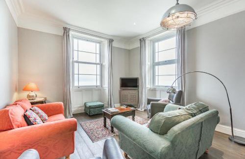 Weston-super-Mare Apartment | Pier View