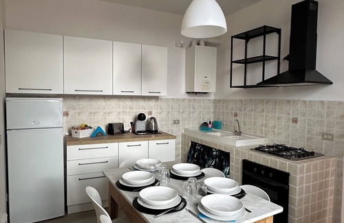 Castellaro Apartment | Piera's House: relaxation, hill, view