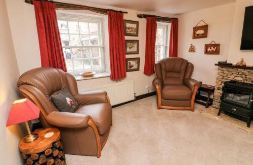 Sedbergh House | Piggy Bank Cottage